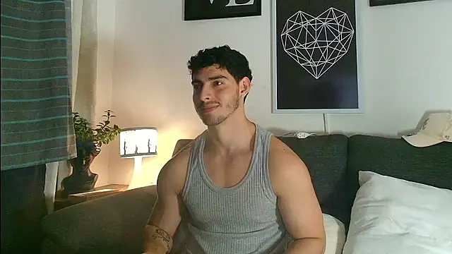 thomyafar online show from February 2026 12:30:01 AM