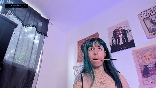 Hisato111 online show from November 2025 01:44:02 PM