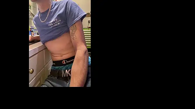 Polaroid White online show from November 2025 11:27:02 AM