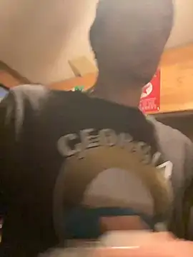 Polaroid White online show from October 2025 09:40:01 AM