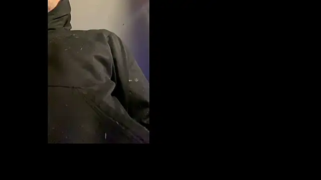 Polaroid White online show from December 2025 07:41:01 AM