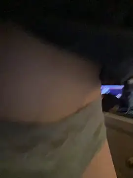 Polaroid White online show from November 2025 07:45:01 AM