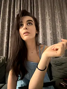 Mazzekyn online show from September 2025 04:56:01 PM