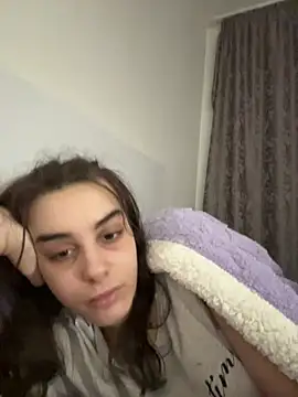 Mazzekyn online show from February 2026 10:34:01 PM