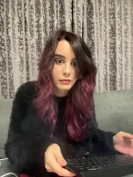 Mazzekyn online show from October 2025 06:37:01 PM