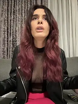 Mazzekyn online show from October 2025 05:58:02 PM