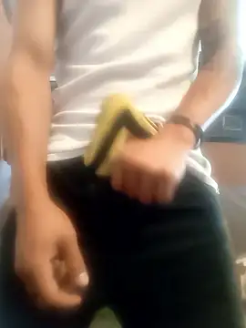 tonallis online show from March 2025 09:59:01 PM