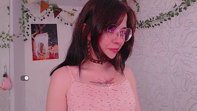 Snapshot of _miraclecattt_ chatting on September 2025 02:23:01 AM  miraclecattt  online show from September 2025 02:23:01 AM