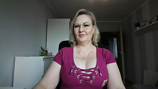 DianaLive online show from March 2026 07:34:01 AM