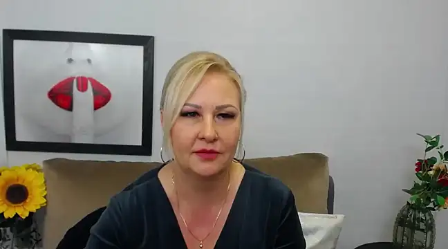 DianaLive online show from February 2025 07:12:02 AM