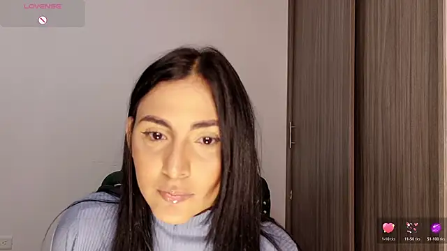 talianaprada  online show from April 2026 12:13:02 AM