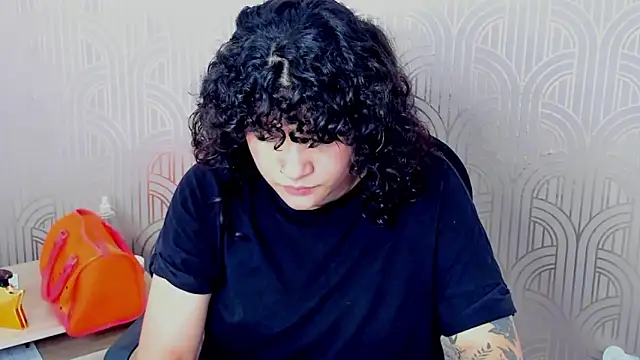 BloodyMaary  online show from February 2025 03:54:02 PM