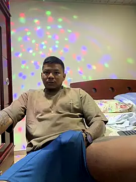 Saipuer31 online show from December 2025 03:33:01 AM