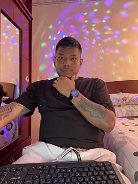 Saipuer31 online show from February 2026 06:04:02 PM