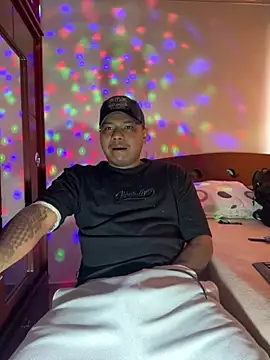 Saipuer31 online show from January 2026 06:25:02 PM