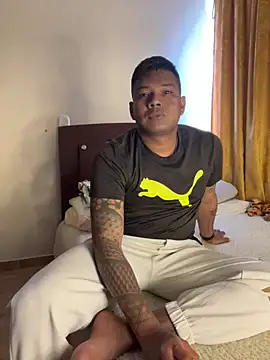 Saipuer31 online show from April 2026 08:59:02 PM