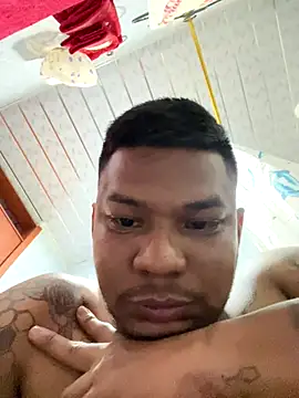 Saipuer31 online show from December 2025 11:07:01 PM