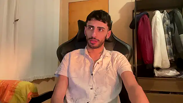 Snapshot of iendriw chatting on September 2025 01:39:02 AM iendriw online show from September 2025 01:39:02 AM