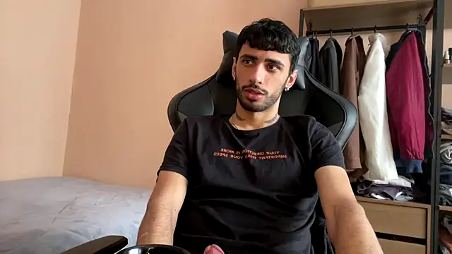 Snapshot of iendriw chatting on October 2025 02:13:01 PM iendriw online show from October 2025 02:13:01 PM