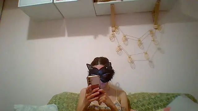 kittysissy online show from June 2026 08:08:02 PM