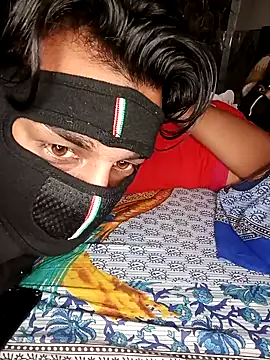 Snapshot of SHRUTI_LOVE143 chatting on February 2025 09:37:02 PM SHRUTI LOVE143 online show from February 2025 09:37:02 PM