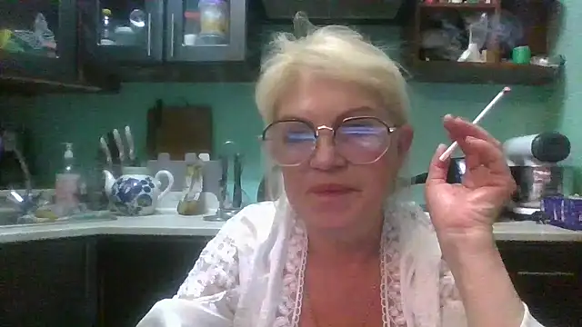 Snapshot of Heidi-Helga chatting on October 2025 06:45:01 PM Heidi-Helga online show from October 2025 06:45:01 PM