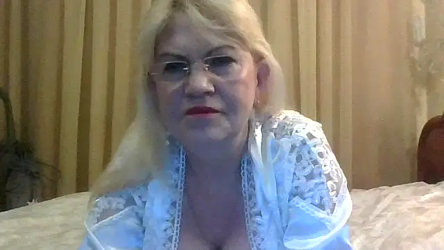 Snapshot of Heidi-Helga chatting on October 2025 05:18:02 AM Heidi-Helga online show from October 2025 05:18:02 AM