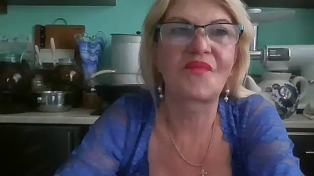 Snapshot of Heidi-Helga chatting on September 2025 06:14:01 AM Heidi-Helga online show from September 2025 06:14:01 AM