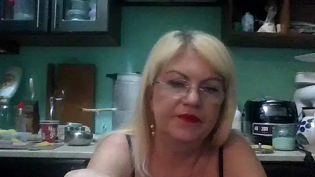 Heidi-Helga online show from November 2025 03:21:02 AM