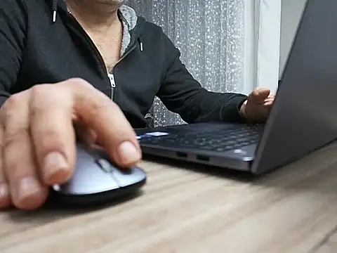 alykemylove01 online show from February 2025 05:30:02 PM