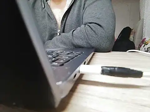 alykemylove01 online show from February 2025 05:26:01 PM