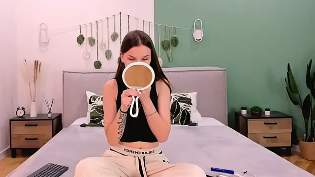 Amber Rogers online show from March 2025 02:23:01 PM