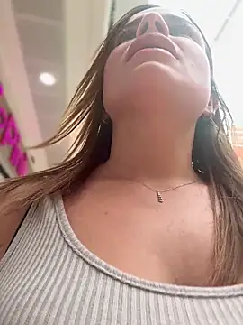 Snapshot of gynna_kimera chatting on November 2025 05:17:01 PM gynna kimera online show from November 2025 05:17:01 PM