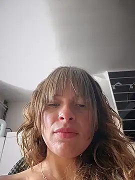 gynna kimera online show from May 2026 12:59:02 PM