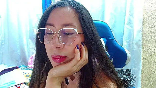 Gia leinn online show from February 2026 02:35:02 PM