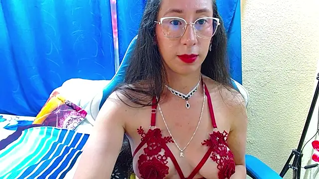 Snapshot of Gia_leinn chatting on June 2026 07:48:01 PM Gia leinn online show from June 2026 07:48:01 PM
