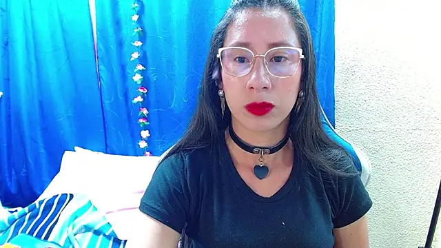 Gia leinn online show from April 2026 03:42:02 PM