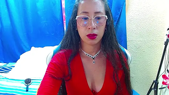 Snapshot of Gia_leinn chatting on June 2026 08:31:02 PM Gia leinn online show from June 2026 08:31:02 PM