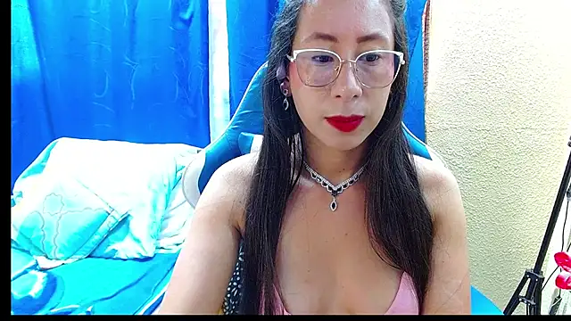 Snapshot of Gia_leinn chatting on June 2026 03:50:02 PM Gia leinn online show from June 2026 03:50:02 PM