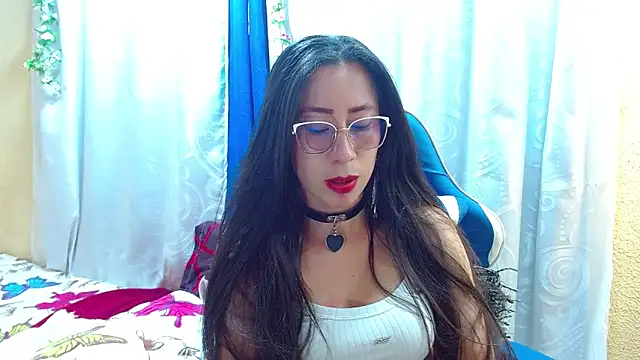 Gia leinn online show from February 2026 08:40:01 PM