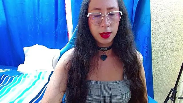 Gia leinn online show from May 2026 03:34:01 PM