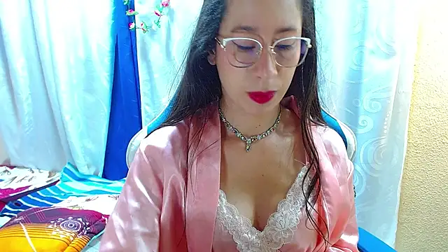 Gia leinn online show from January 2026 03:29:01 PM