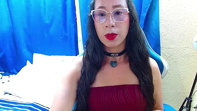 Gia leinn online show from May 2026 07:56:02 PM