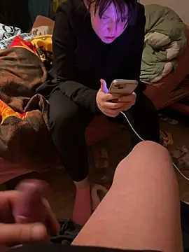 Snapshot of Tightassslut18 chatting on March 2025 06:21:02 PM Tightassslut18 online show from March 2025 06:21:02 PM