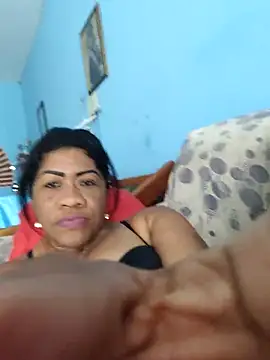 Snapshot of Tocameamor chatting on October 2025 06:29:02 PM Tocameamor online show from October 2025 06:29:02 PM