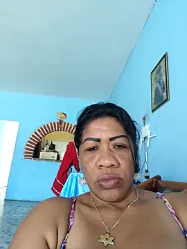 Snapshot of Tocameamor chatting on November 2025 03:22:02 PM Tocameamor online show from November 2025 03:22:02 PM