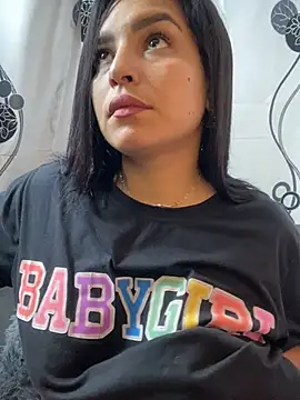 Snapshot of Sara_chanel92 chatting on March 2025 09:21:02 PM Sara chanel92 online show from March 2025 09:21:02 PM