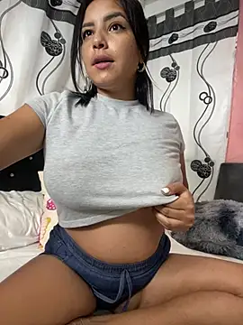 Snapshot of Sara_chanel92 chatting on February 2025 09:00:01 PM Sara chanel92 online show from February 2025 09:00:01 PM