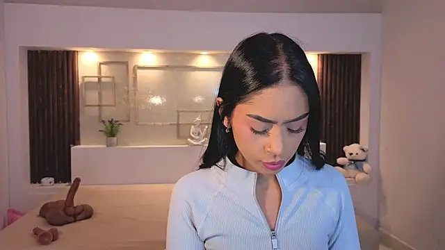 ChloeMoon9 online show from October 2025 12:39:02 PM