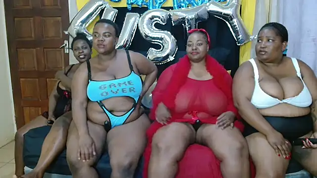 Lusty N Busty online show from October 2025 09:27:02 PM